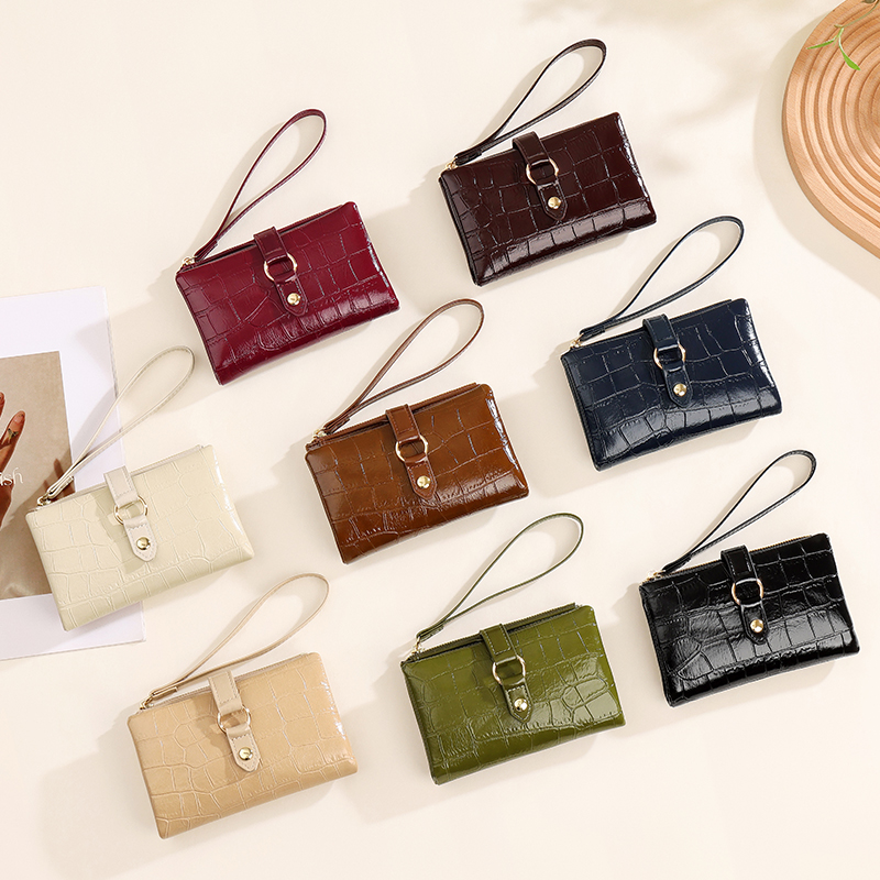 TAOMICMIC Women Short Wallet Crocodile Pattern for Multi‑card Slots Wristlet Purse(Y9592) - 图片 4